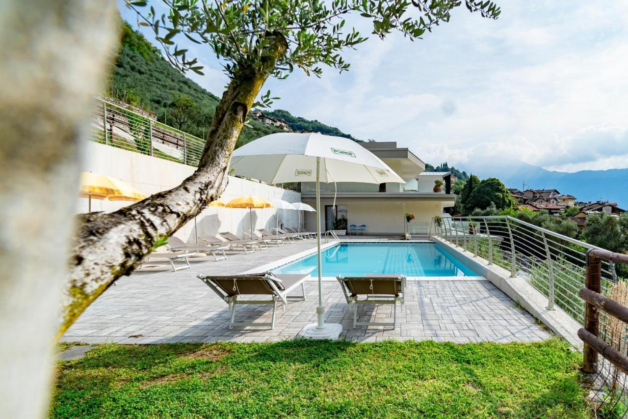Garni' Foci Hotel Riva del Garda Buitenkant foto