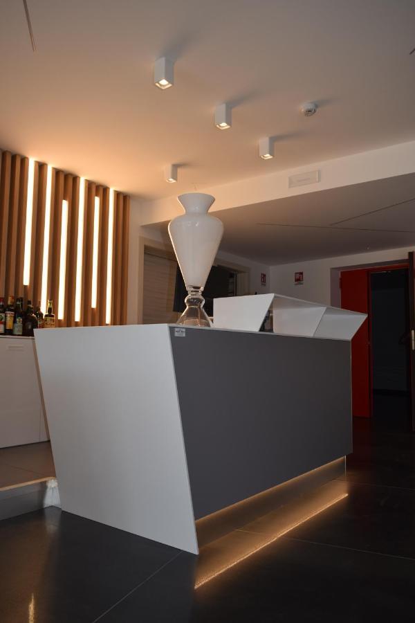 Garni' Foci Hotel Riva del Garda Buitenkant foto
